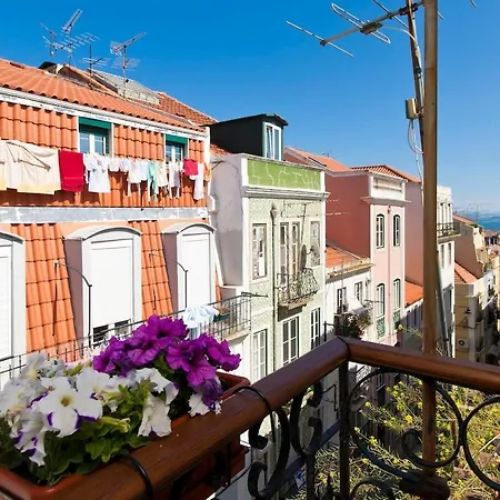 Sant'ana Restelo 1br Terrace דירה