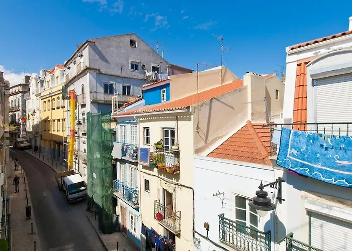 Sant'ana Restelo 1br Terrace Апартаменты Лиссабон
