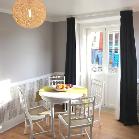 Sant'ana Restelo 1br Terrace Lissabon