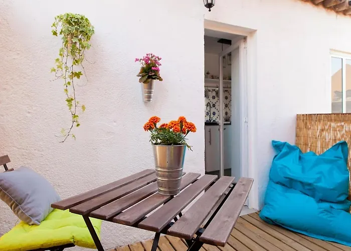 Sant'ana Restelo 1br Terrace アパート